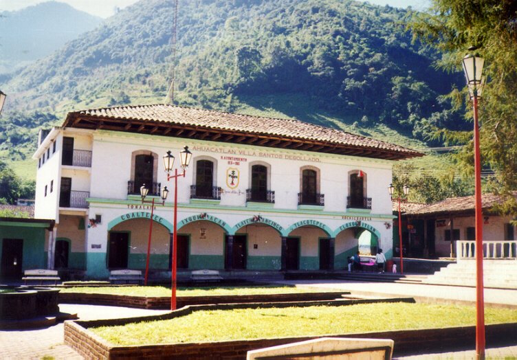 Palacio Municipal de Ahuacatlán, Puebla
