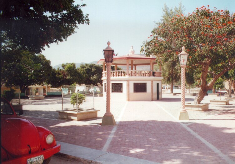Kiosco Municipal Albino Zertuche