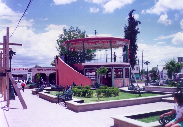 Kiosco en la Plaza Principal de Cuautlancingo, Puebla