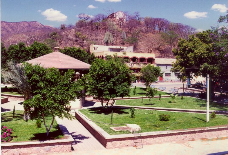 Zócalo de Chinantla, Puebla - vista del centro histórico municipal