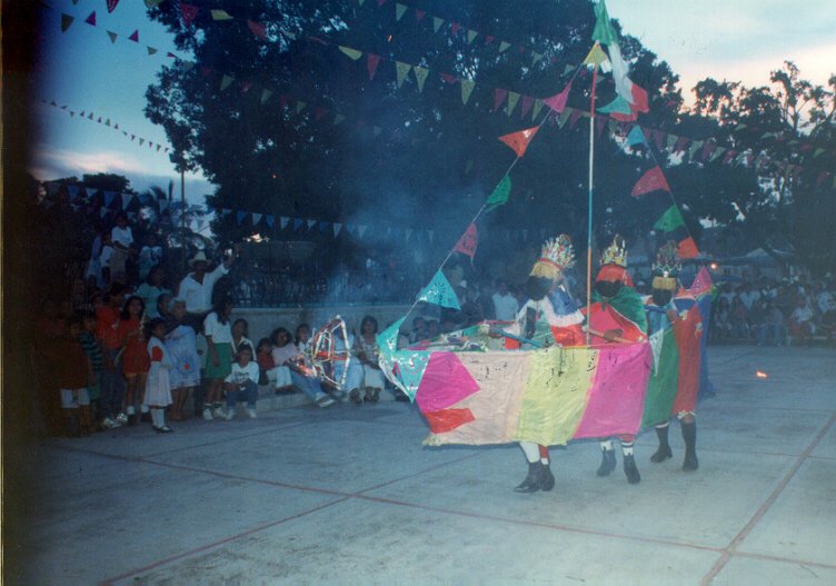 Tradicional Danza de Moros y Cristianos