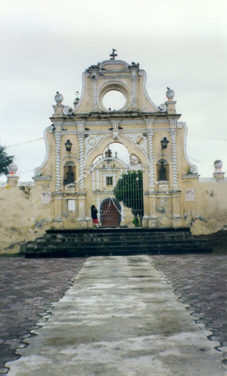 Entrada Principal Parroquia de San Jerónimo