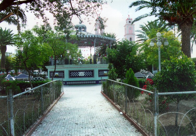 Kiosko en Tlacotepec de Benito Juárez, Pue.